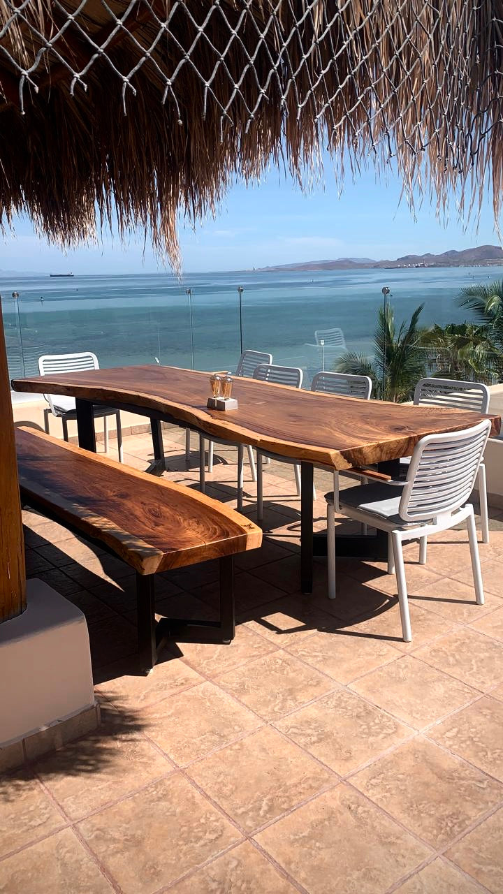 Huanacaxtle Bench 118in