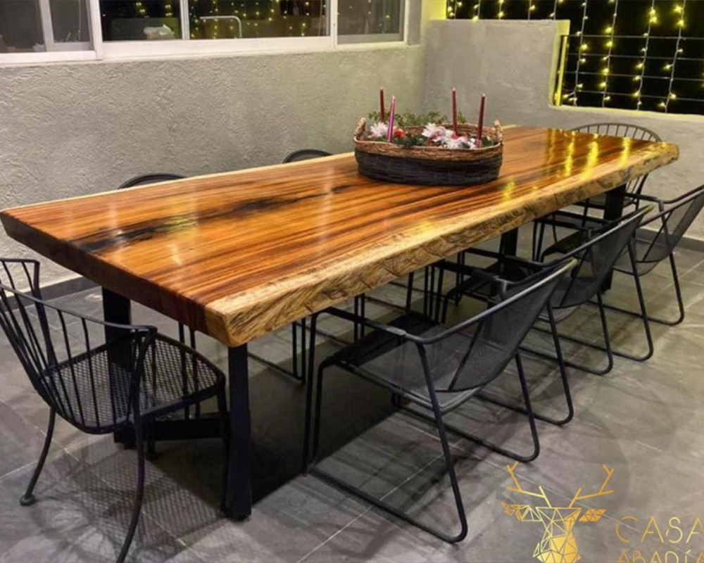 Huanacaxtle dining table 137in